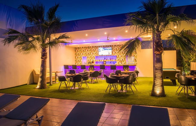 Primavera Beach Hotel - Photo 15