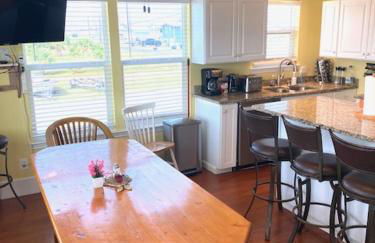 Amazing Sunsets bay view @The Villa at Copano Cove - Photo 24