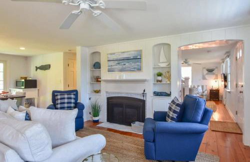 Roof Deck, Walk to Forest Beach, Fire Pit! - Foto 7