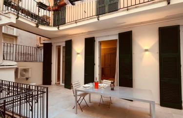 Historic design house near aquarium - Foto 13