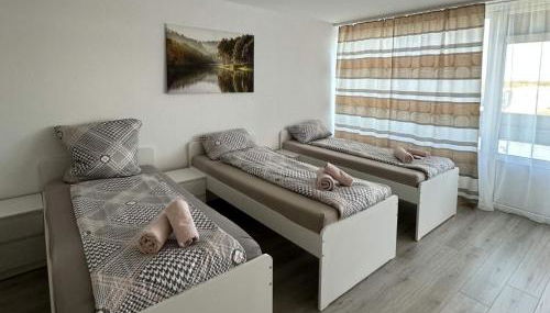 Modernes Apartment mit Balkon - Foto 2