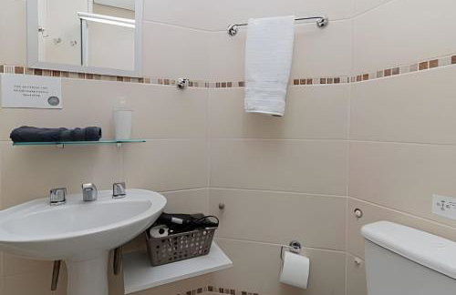 Apartamento à 10 min Centro para 06 Pessoas com Lareira, Ar condicionado e Wi-Fi Veloz - Photo 18