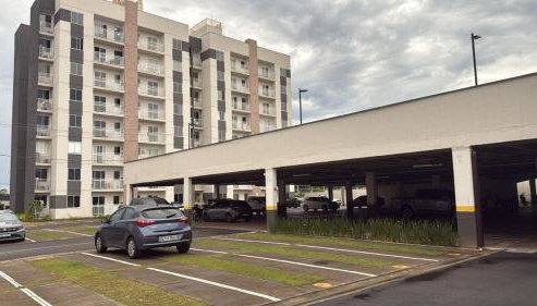 Apto 02 Qts 01 Suite e vaga Coberta no Planalto - Foto 4