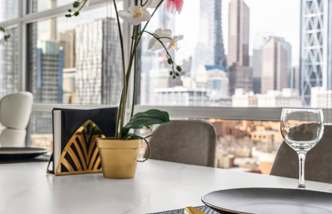 DT Upscale Corner Unit Tower Views Free Parking - Photo 14