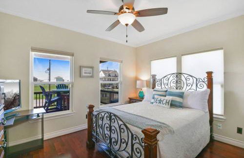 Dancing with Waves Beach House with 3 bedrooms and 2 baths - Foto 11