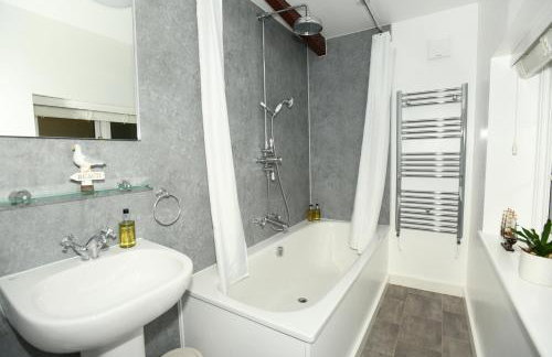 Bulverton House Holiday Cottages - Foto 43