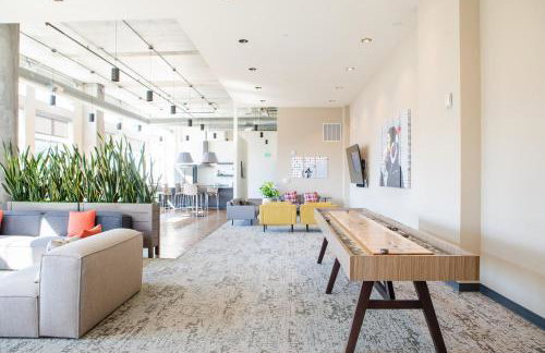 Luxury Penthouse Apt Near Brady St with Balcony and Lake View - Foto 16