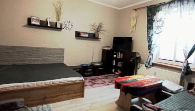 Kawalerka u Megi - Foto 1