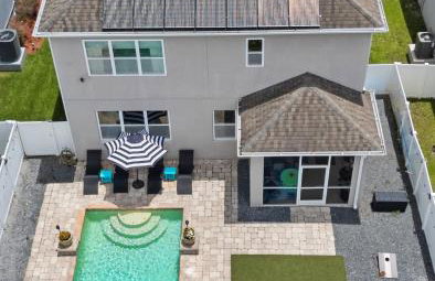 Poolside Tampa Stay- Game Room & Glam Room- Pool- Darts- Pool Table- Next to MacDill AFB - Foto 32