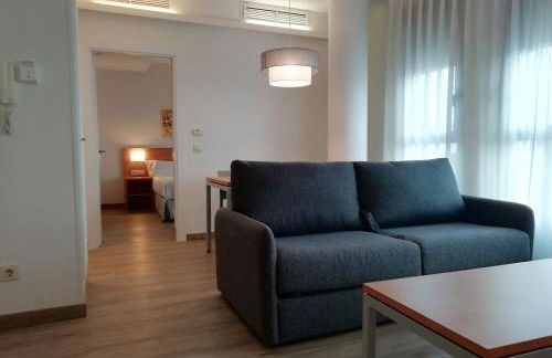 Aparthotel Aura Park Fira Barcelona - Photo 34