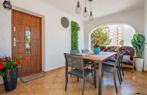 Mi Casa Espanola - Photo 20