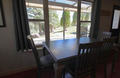 New! Lower Level Ranch Home - 10 mins to Town - Foto 30