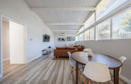 Spacious 2-Bedroom Duplex in Beverly Hills Residential Area - Foto 20