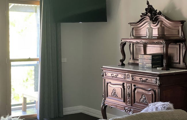 CocknBull Boutique Hotel - Photo 40