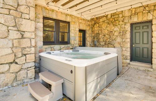 Walk to Lake Arrowhead Village! Home with Lake Views - Foto 3