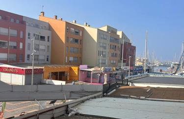 Climatisé et Spacieux avec Terrasse, Centre Port et Proche Mer - 6 Personnes - Foto 24