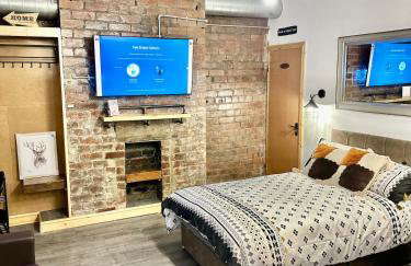 Luxury Industrial Studio Leeds Near Brudenell social club & Headingley Stadium - Photo 5