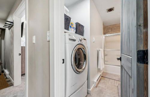 3BR Ski Resort Townhome-Sleeps 7 - Foto 11