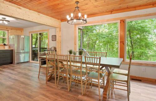 Game RoomHot Tub4mi to Rock HouseGives Back! - Foto 27