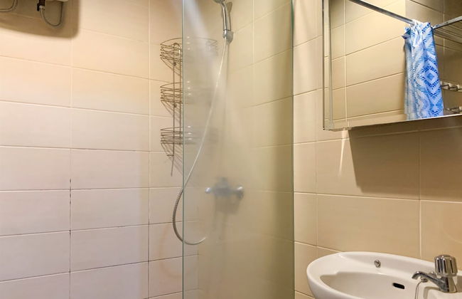 Warm And Homey 1Br At Belmont Residence Puri Apartment - Foto 16