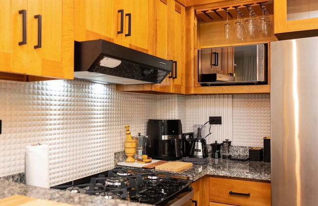 Dream Stay - Pool & Gym - 10min Airport & Homs - Foto 76