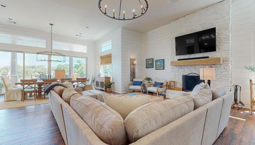 Luxurious Retreat on Lake LBJ Pool, Hot Tub, Dock - Foto 5