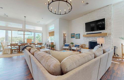 Luxurious Retreat on Lake LBJ Pool, Hot Tub, Dock - Foto 5