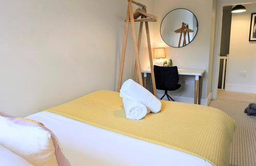 Compton Apartment with free parking - Photo 14