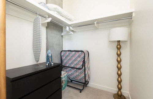 2Bed Apt View of Hollywood Sign & Rooftop Pool - Foto 28