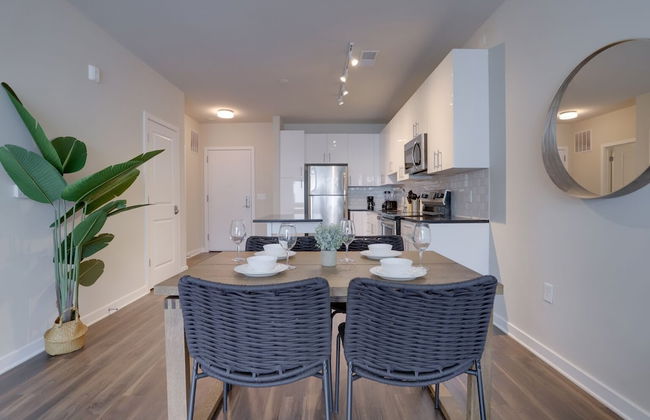 Alexandria Modern Apt Amazing Amenities - Photo 9