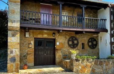 Arbide, caserio tradicional vasco en Carranza - Foto 1