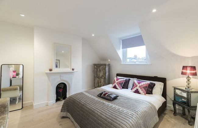 JOIVY Dazzling 2BR flat near by East Putney station - Foto 2