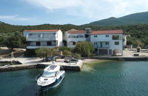 Robinson Dora - Foto 5