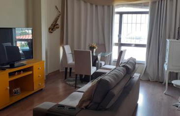 Apê com linda vista do Rio e ótima localização - Foto 4