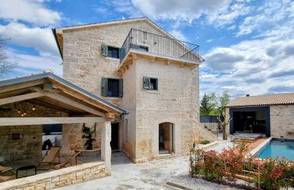 Villa Qualia - Heated pool, 4 bedrooms, 2 kitchens, Stylish interior - Foto 7