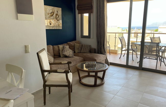 Elegant, Modern With Shared Swimming Pools - Foto 7