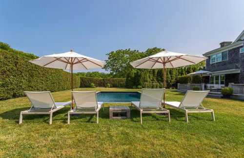 Stunning luxury Retreat I Wineries & Fall Farm Fun - Photo 4