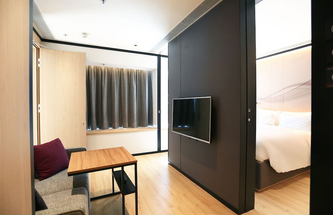 CM Plus Hotels and Serviced Apartments - Photo 9