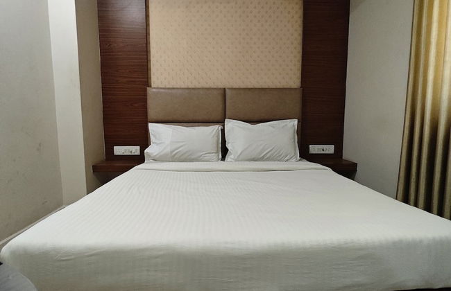 Smart Home Service Apart by Stayz Royale - Photo 5