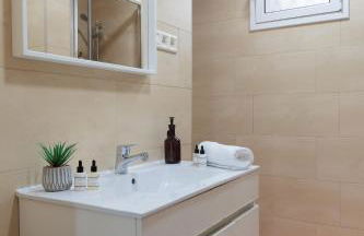 Cozy and Modern Apartment in Poblenou 3 Bedrooms Perfect for 4 Guests - Foto 23