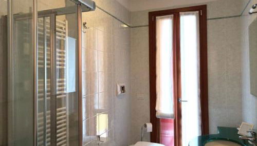 Venice Cove apartment 15mVenice -free park- near airport - Photo 5, Shower