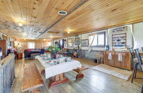 Pet-Friendly Purdy Home with Horse Stables and Trails! - Foto 7