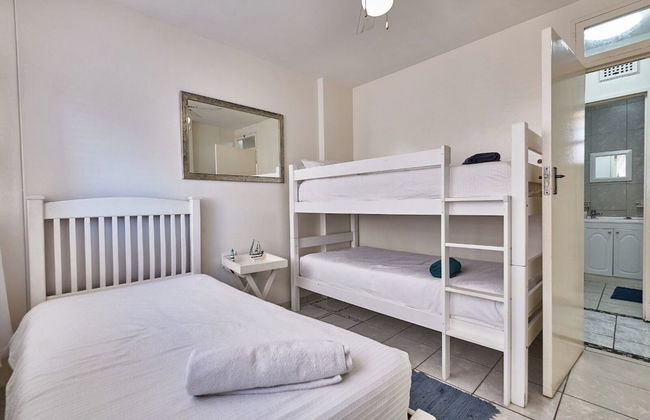 Escape to Paradise at in Amanzimtoti - Photo 9