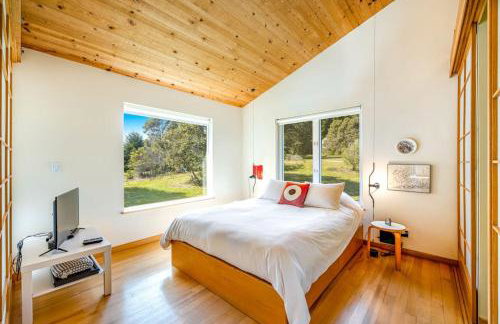 Madrone Cottage - Photo 7