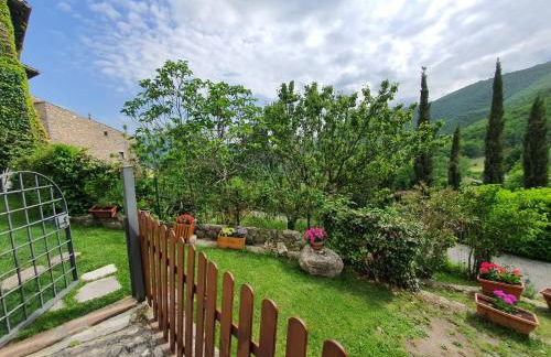 Il borgo di Cornillo - Foto 15