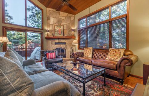 Townhouse Art Gallery in Mammoth's Best Location - Photo 19