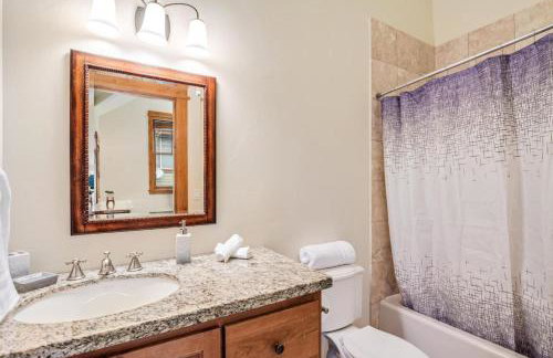 Cozy Spacious Mountain Home Close To Everything - Foto 30