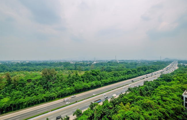 Nice and Comfort Studio at 25th Floor Podomoro Golf View Apartment - Foto 13