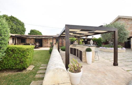 Mythos Holidays & Events - Photo 5