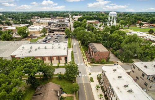 The Brownstone-1 Block to Downtown Bentonville - Foto 42
